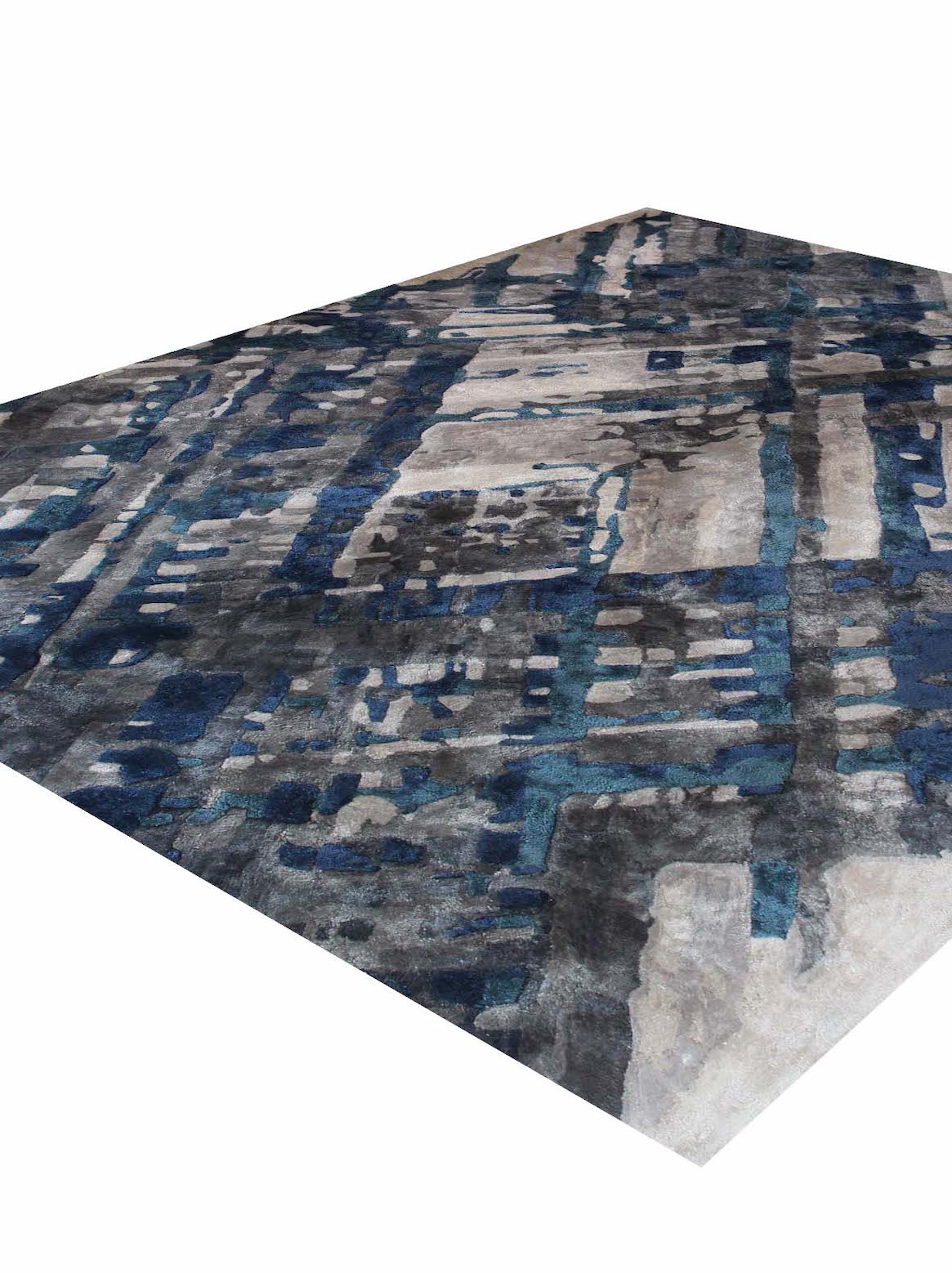 Luxury hand tufted carpet made from Botanical Silk in blue color and 4'6" x 6'6" size