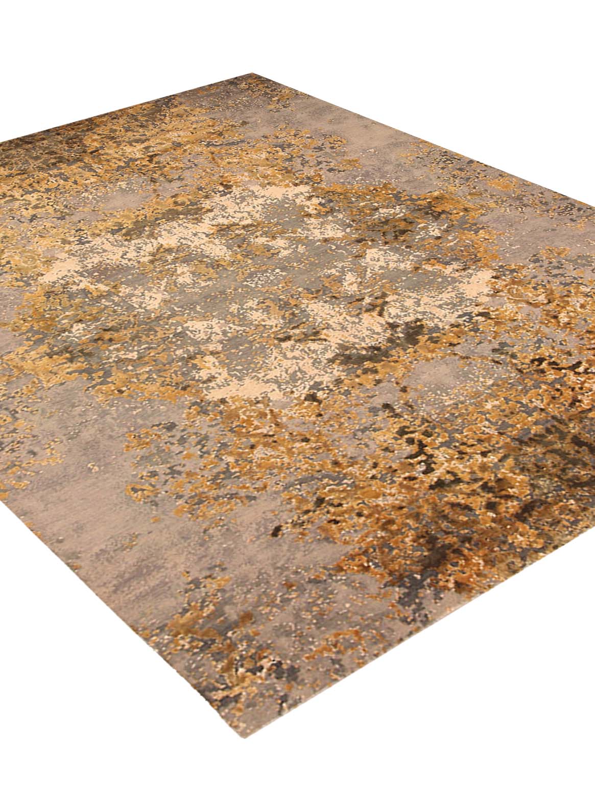 Luxury carpet in Gold color and 6' x 9' size