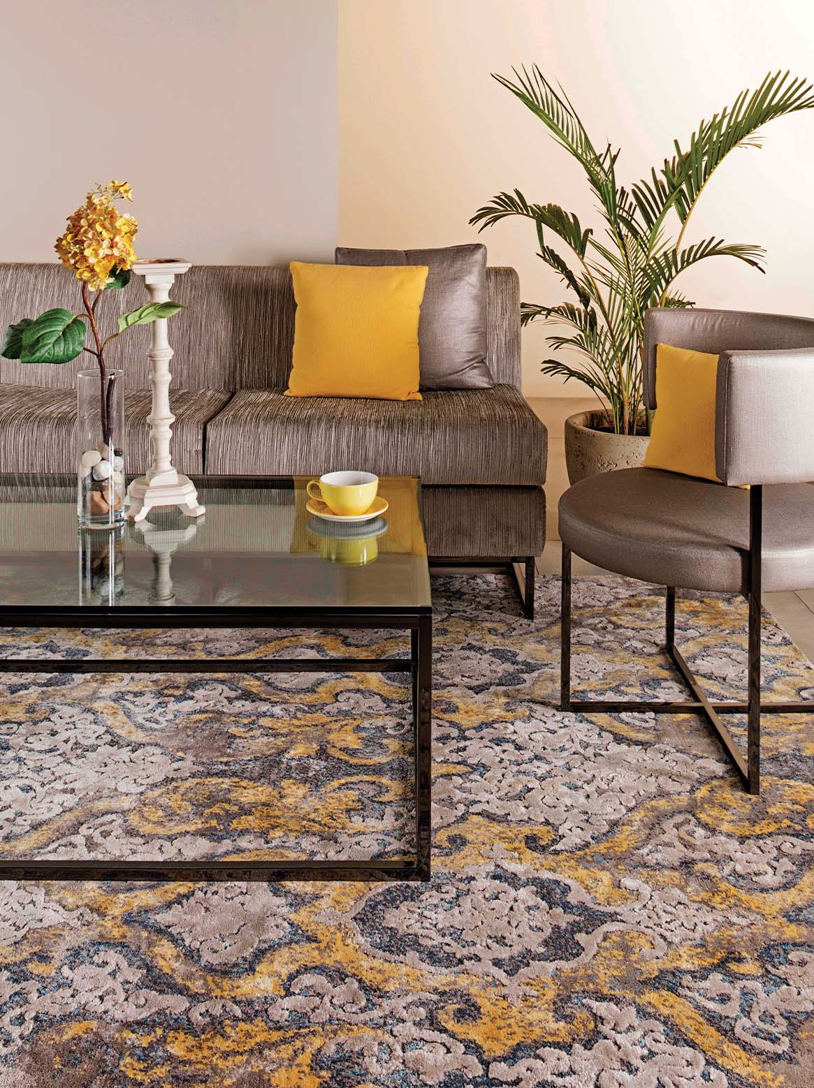 Luxury carpet in Yellow Beige color and 6' x 9' size