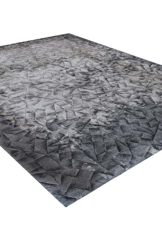 Luxury hand tufted carpet made from 100% Botanical Silk in taupe grey color and 4'6" x 6'6" size