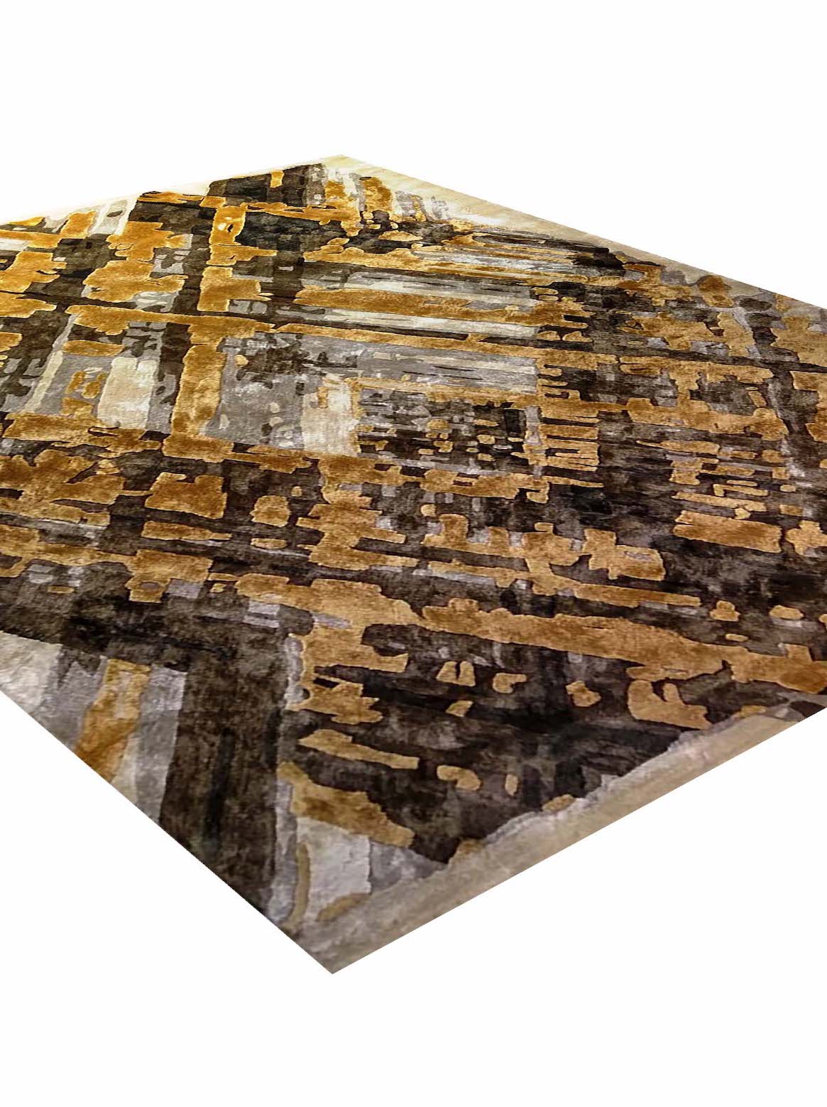 Luxury carpet in Gold color and 5'6" x 8' size