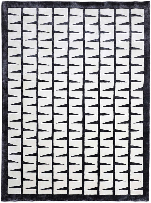 Luxury hand tufted carpet made from 100% Botanical Silk