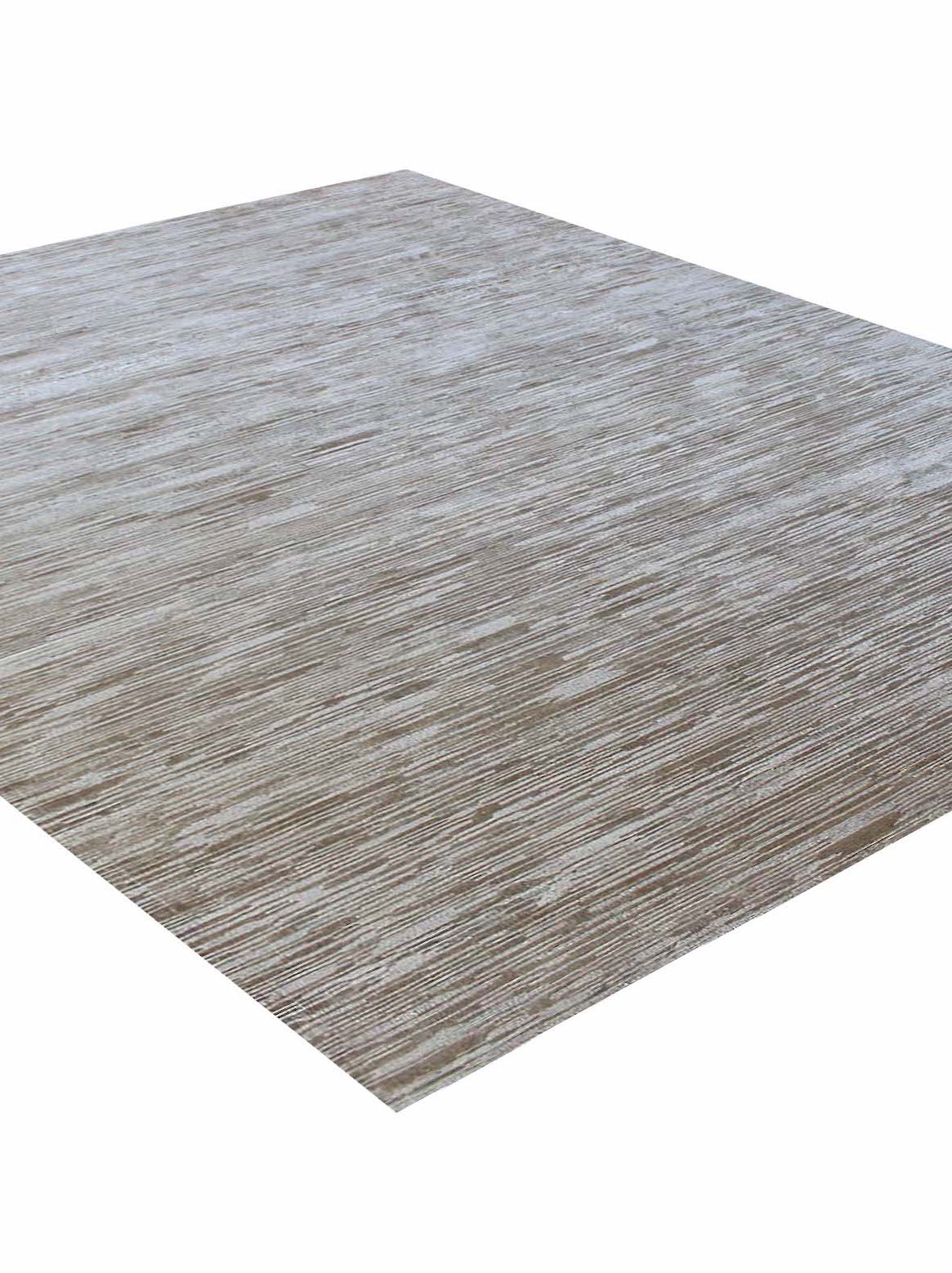 Luxury carpet in Beige color and 4'6" x 6'6" size