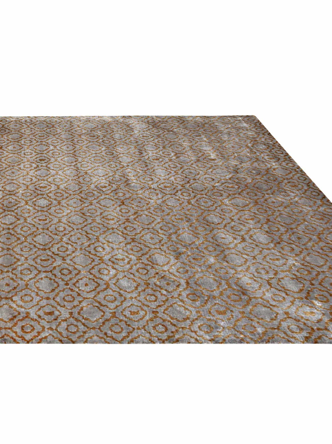 Product: Luxury Carpet | Color: Charcoal Beige | Size: 5'6" x 8'