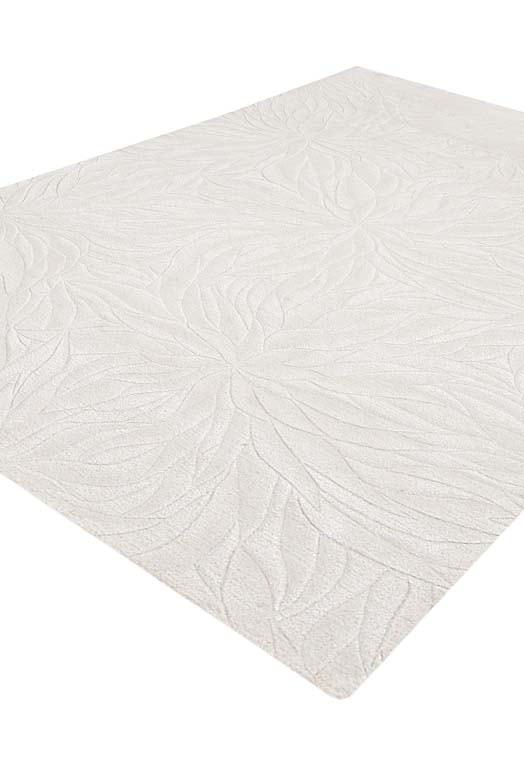 Luxury hand tufted carpet made from Wool & Viscose in silver color and 4'6" x 6'6" size