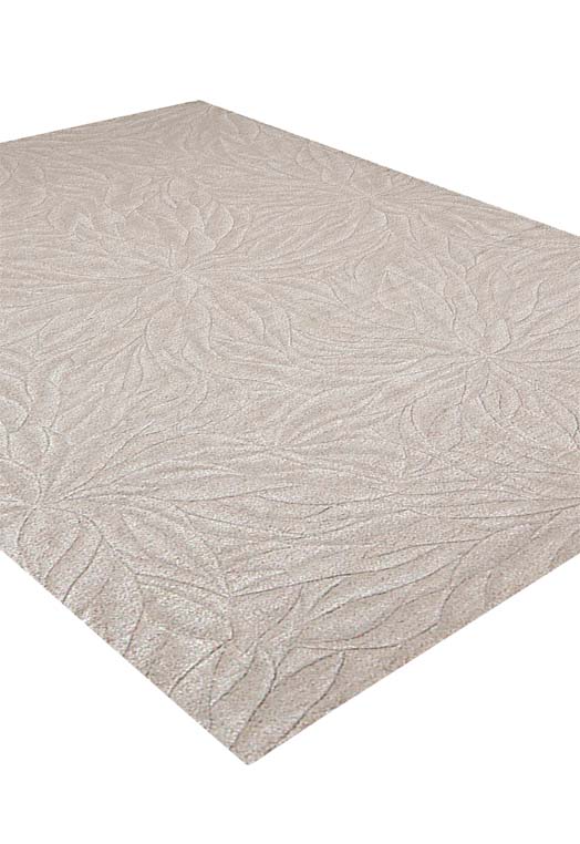 Luxury carpet in Taupe color and 5'6" x 8' size