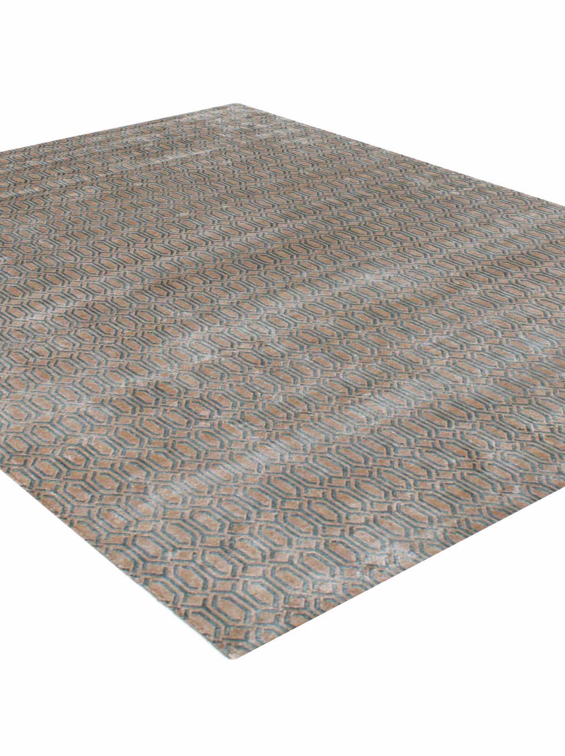 Luxury carpet in Turquoise color and 6' x 9' size