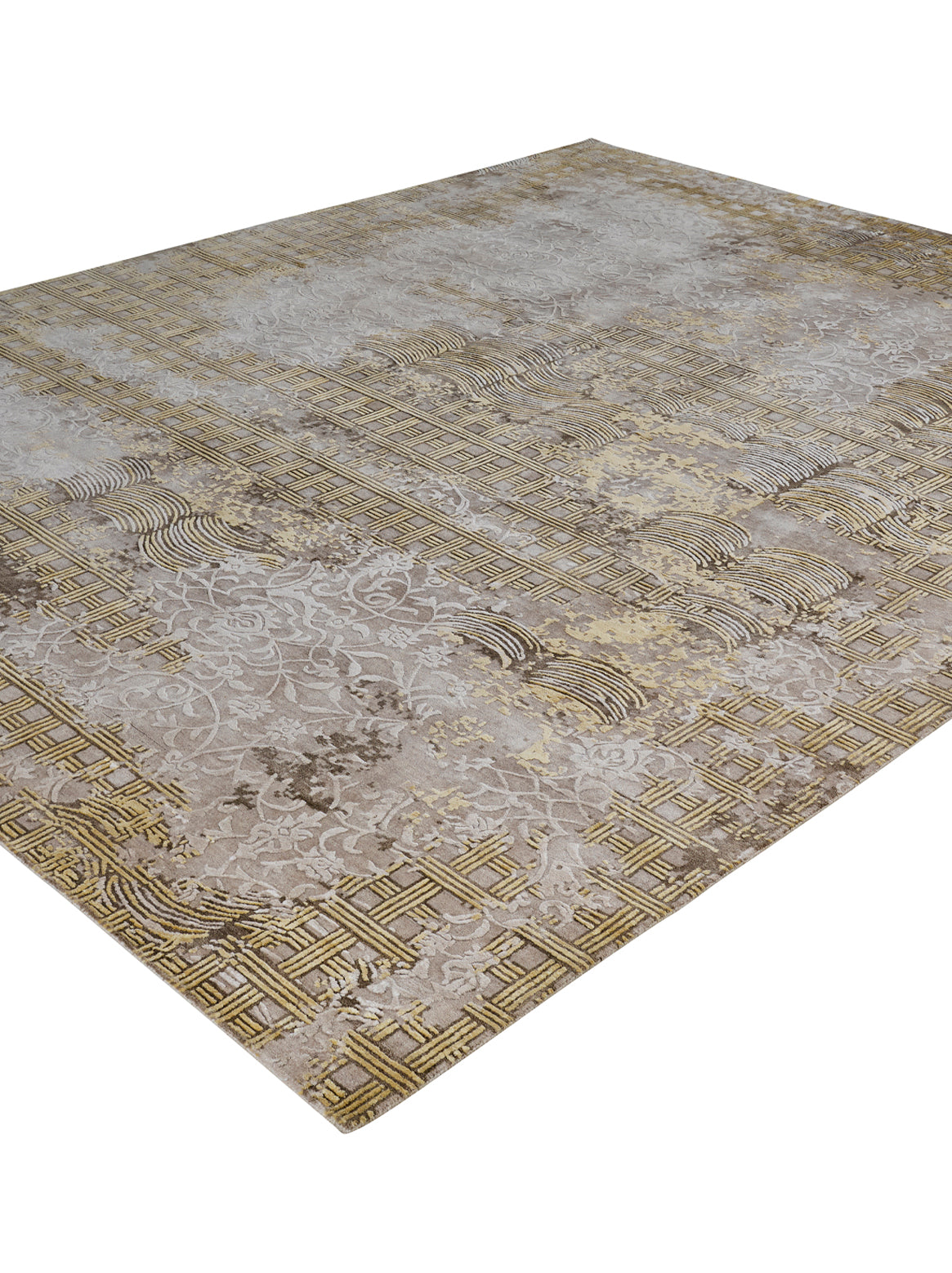 Luxury carpet in Gold color and 6' x 9' size