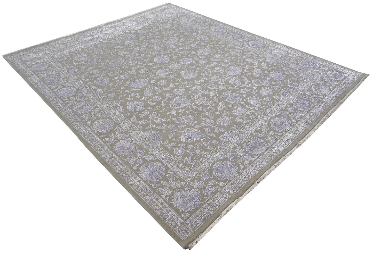 Luxury carpet in Assorted color and Custom Size