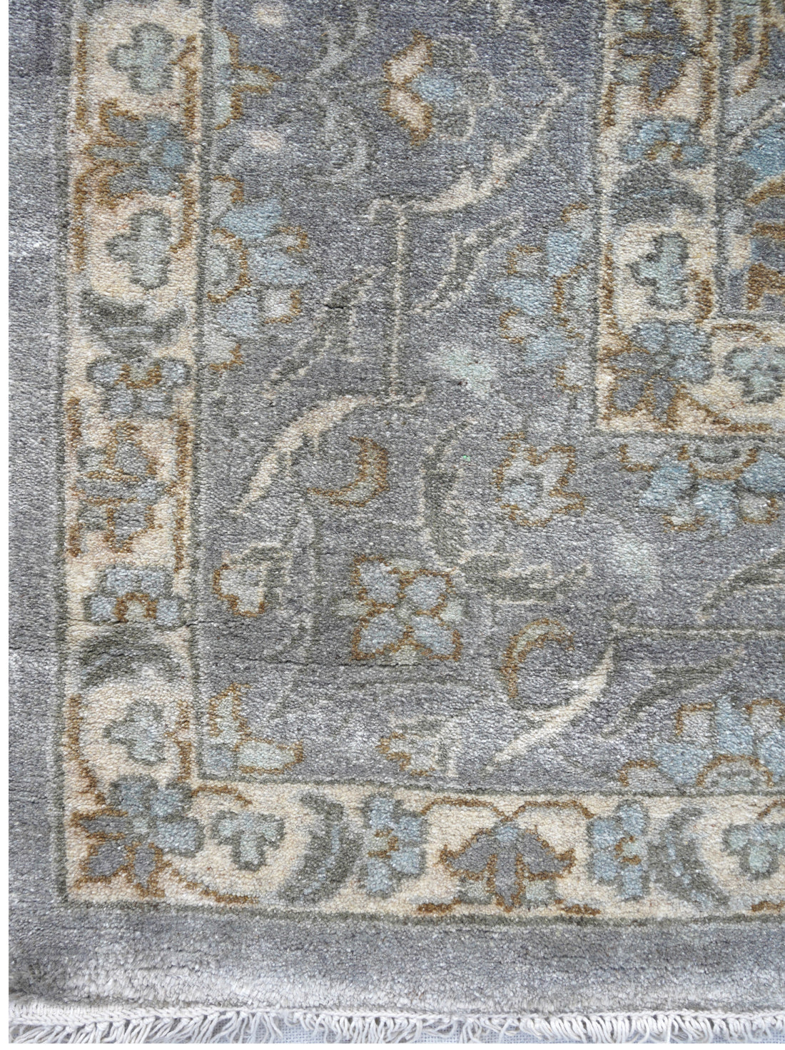 Luxury hand knotted carpet made from 100% Wool in grey multi color and 8' x 10' size