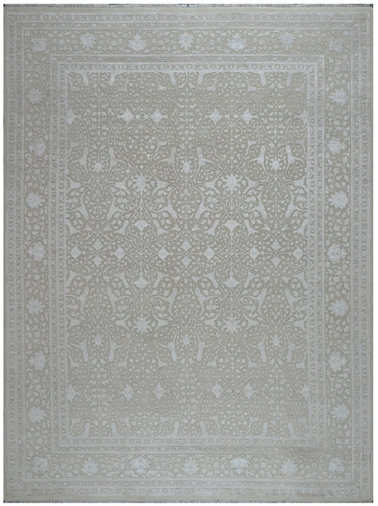 Luxury hand knotted carpet made from 100% Wool