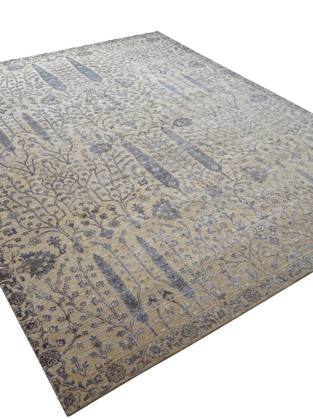 Luxury carpet in Assorted color and Custom Size