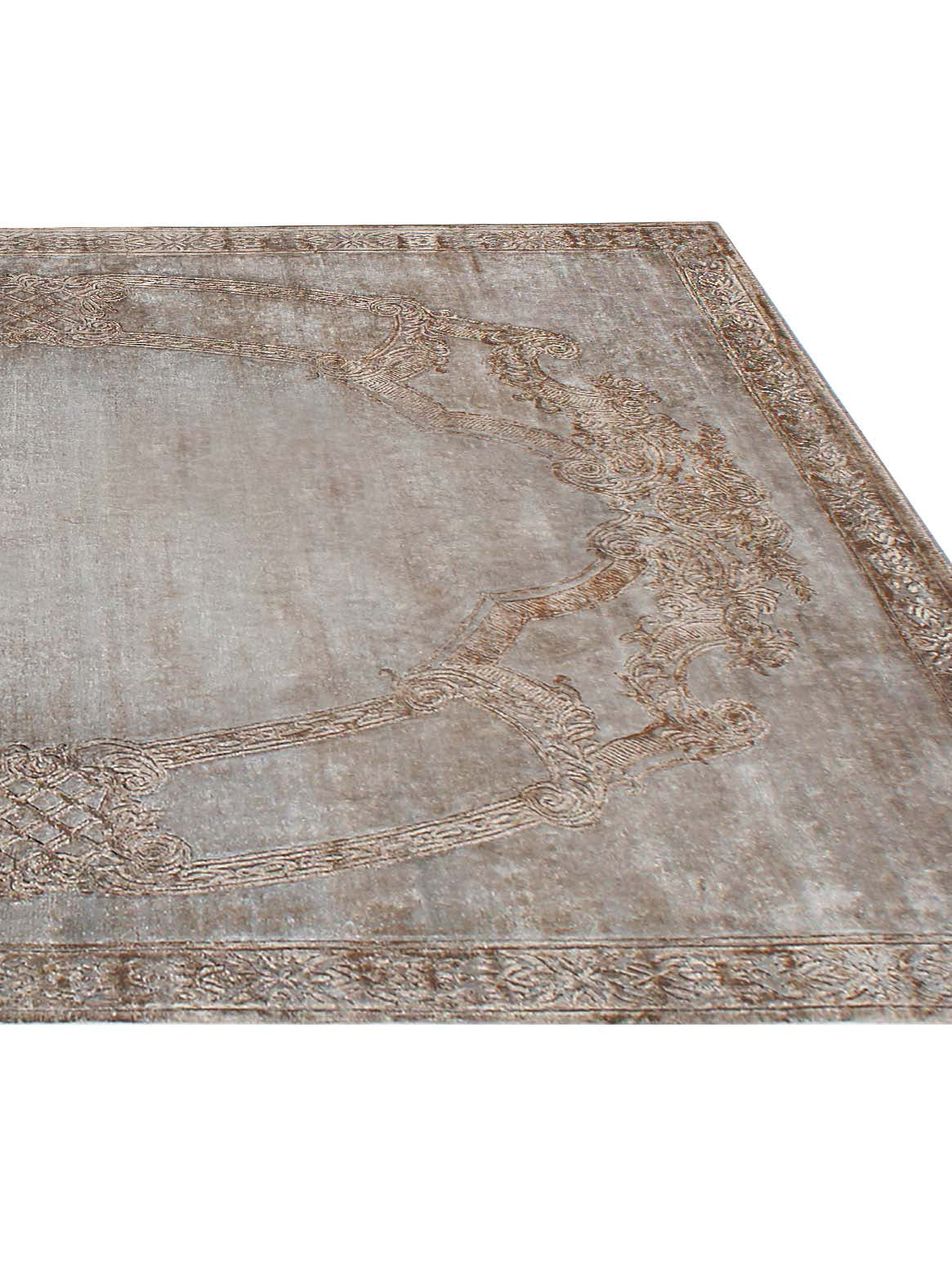 Product: Luxury Carpet | Color: Silver Taupe | Size: 6' x 9'
