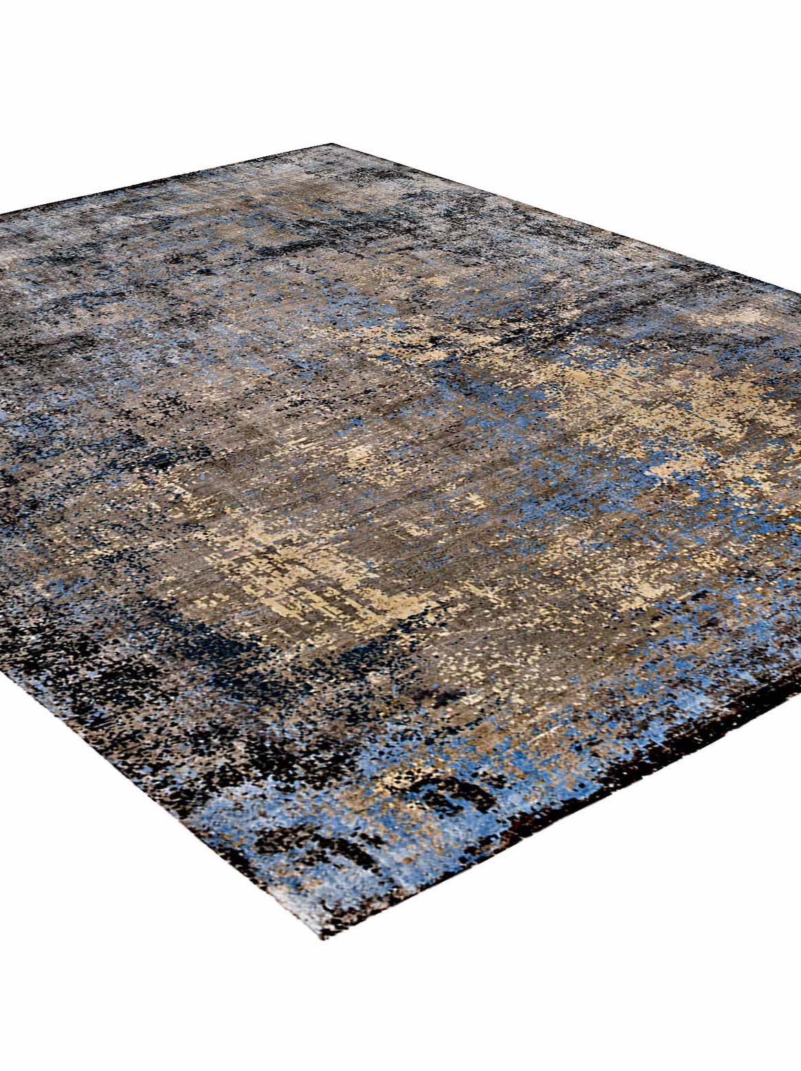 Luxury carpet in Blue color and 9' x 12' size