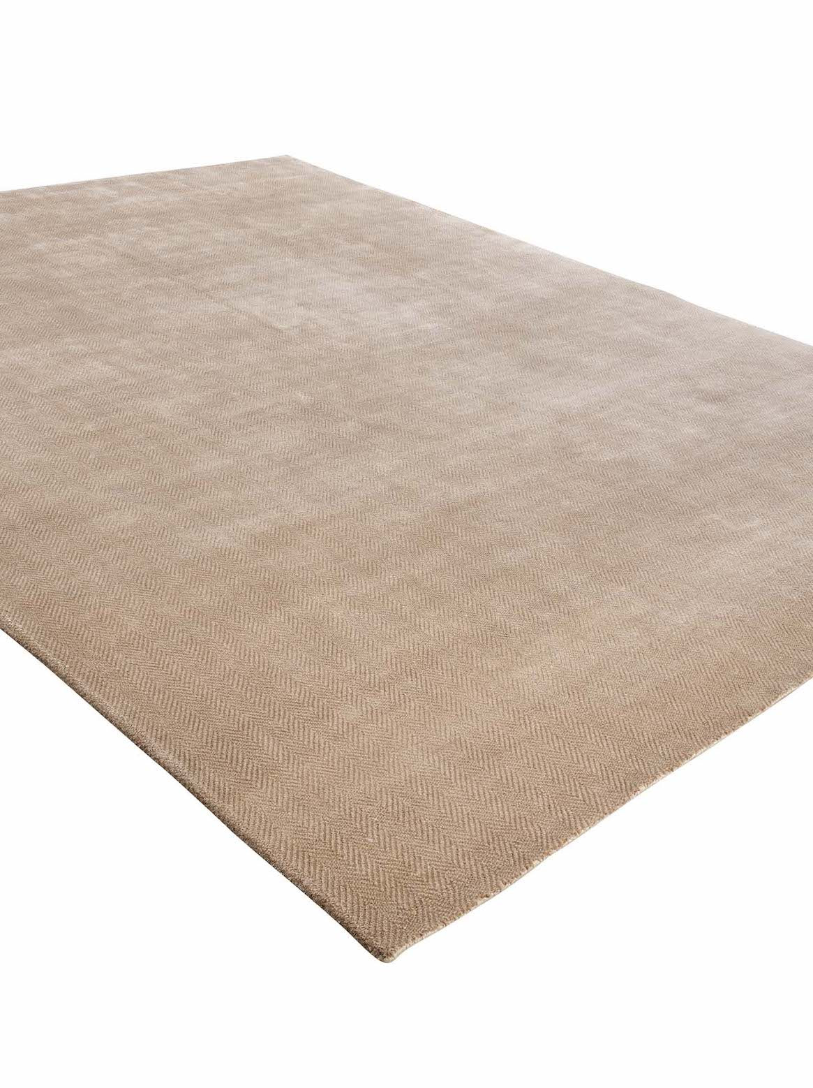 Luxury hand knotted carpet made from Botanical Silk in silver beige color and 5'6" x 8' size