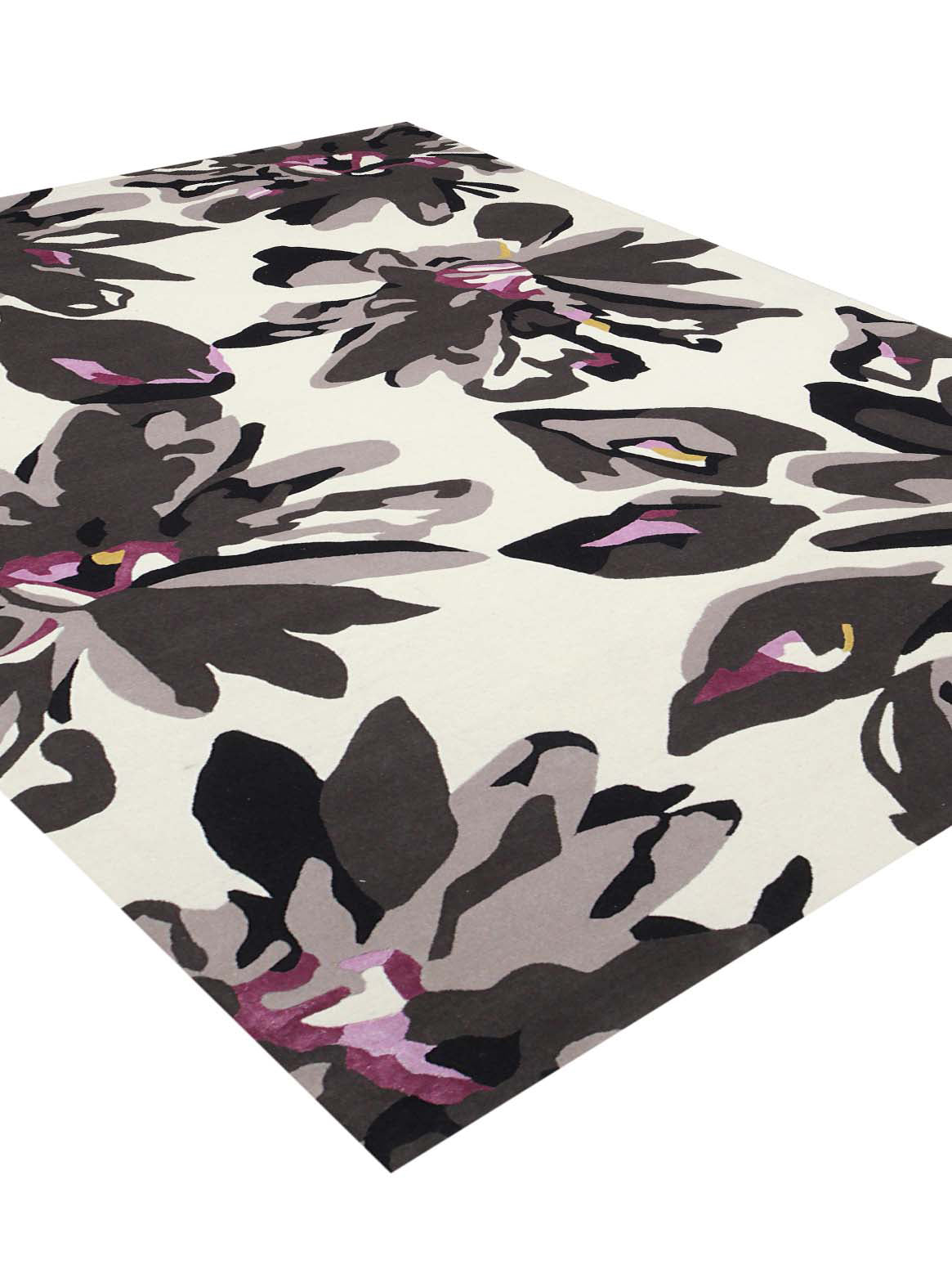 Luxury carpet in Black & White color and 6' x 9' size
