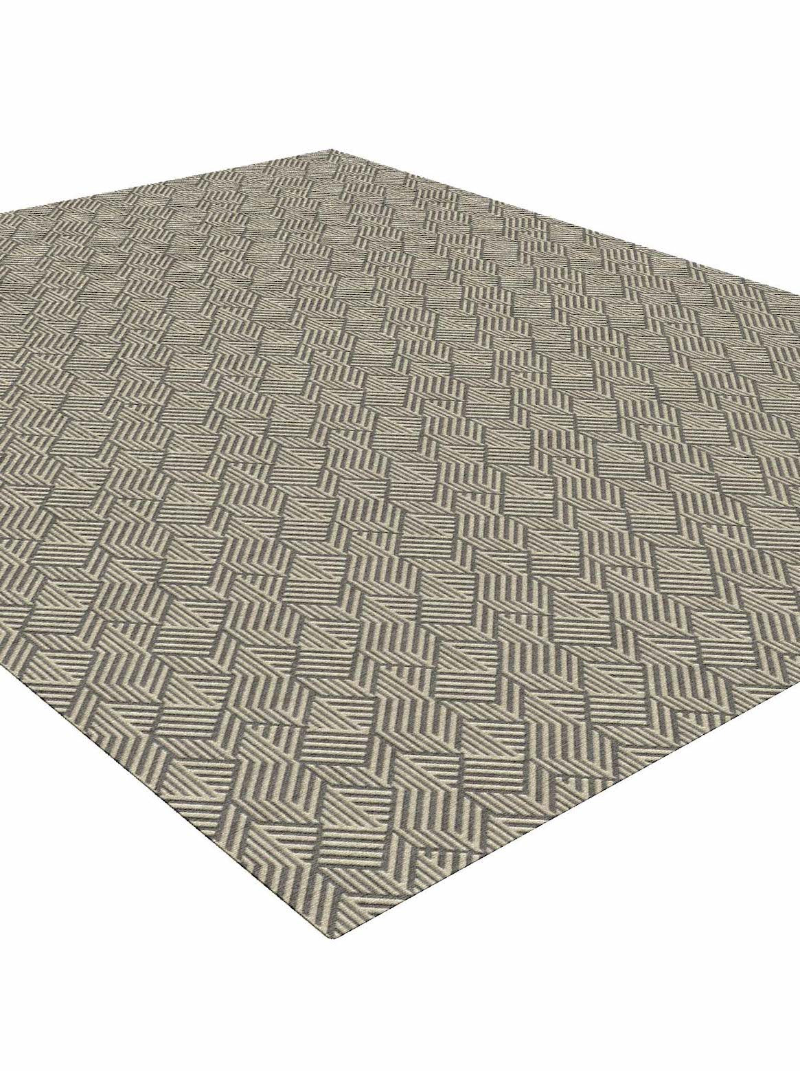 Luxury carpet in Grey color and 6' x 9' size