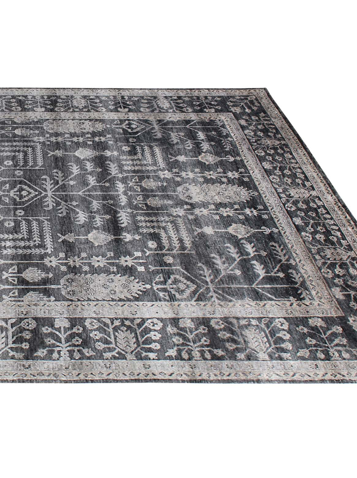 Product: Luxury Carpet | Color: Charcoal | Size: 5'6" x 8'