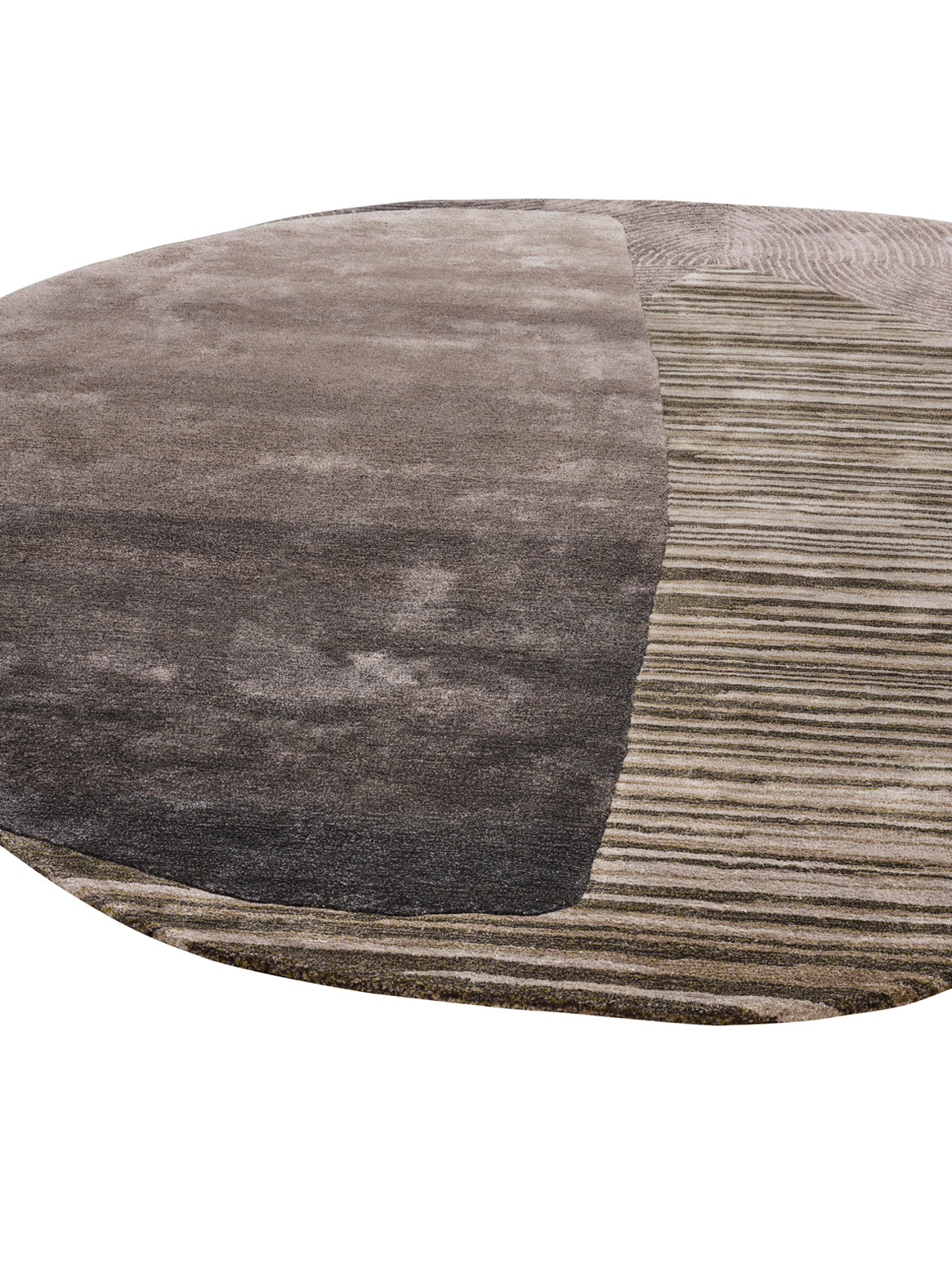 Luxury hand tufted carpet made from Wool & Botanical Silk in saga green color and 6'9" x 7'4" size