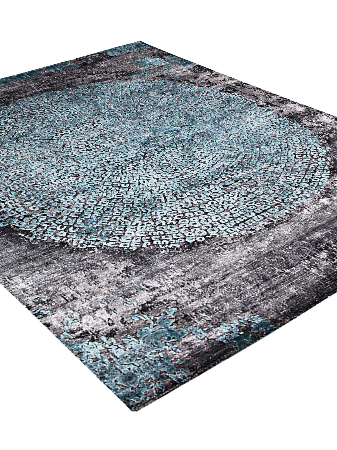 Luxury carpet in Teal color and 6' x 9' size