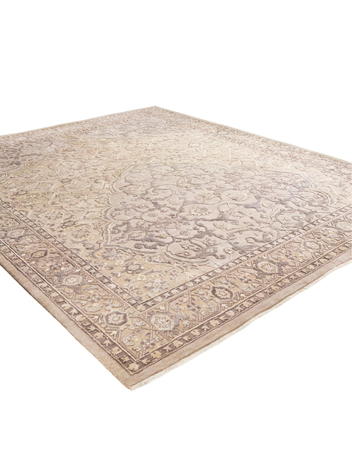 Luxury carpet in Ivory color and 6' x 9' size