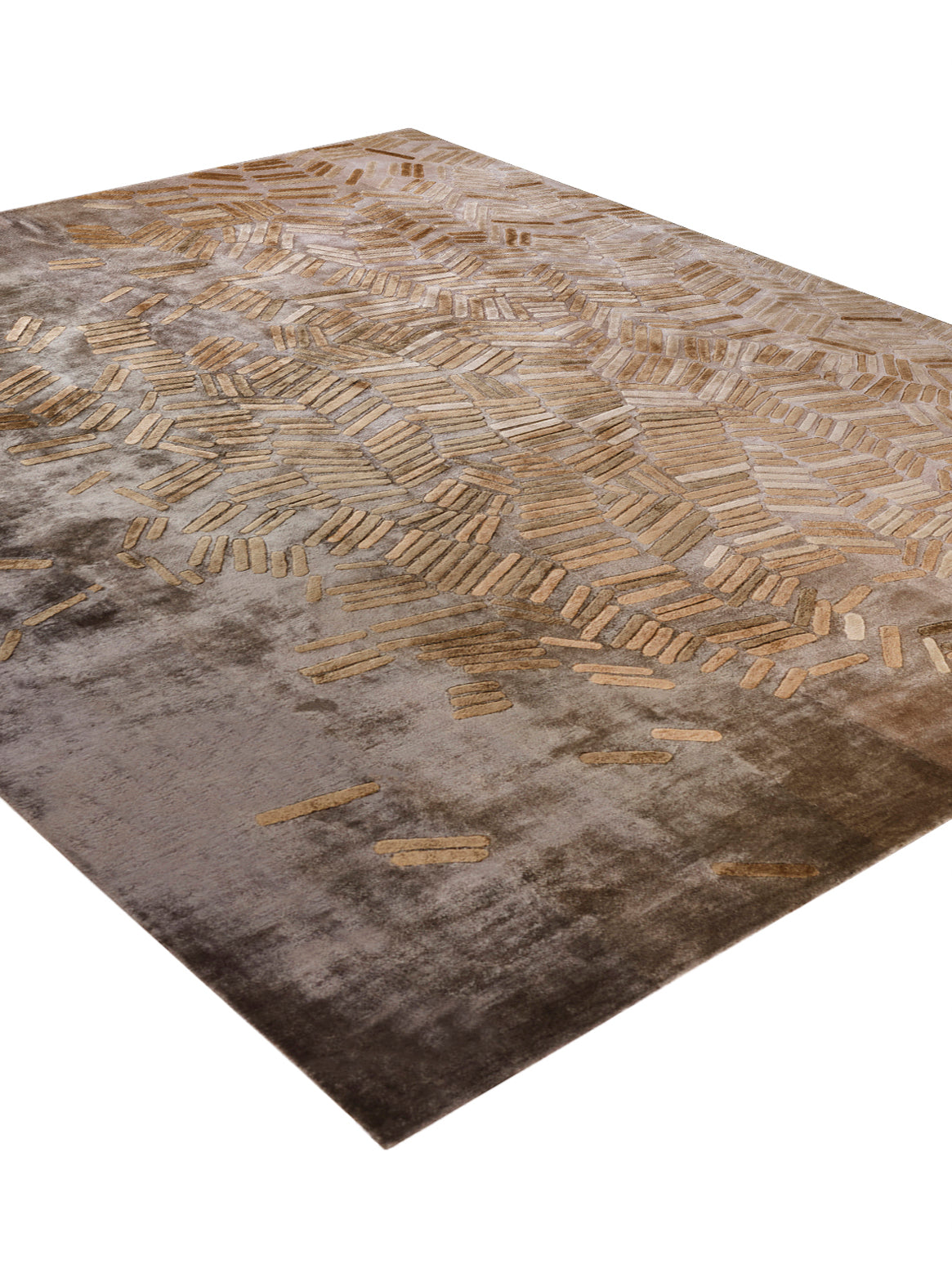 Luxury carpet in Gold color and 6' x 9' size
