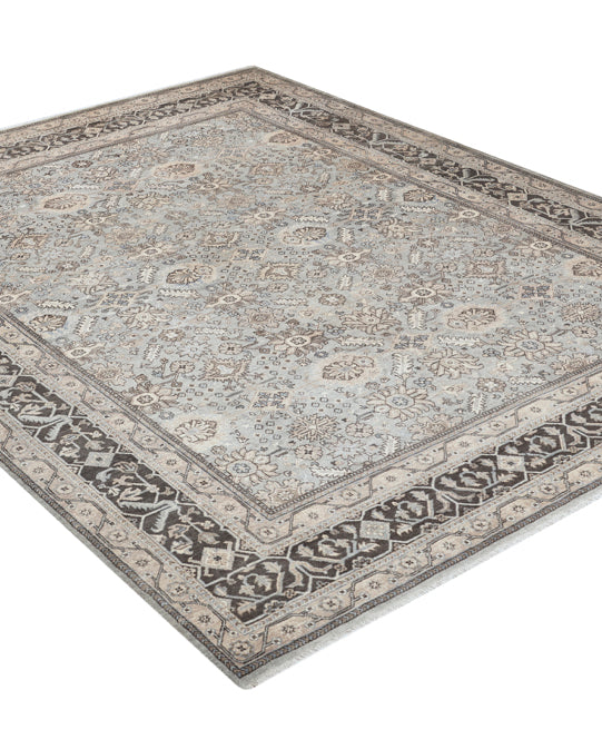Luxury carpet in Assorted color and 6' x 9' size