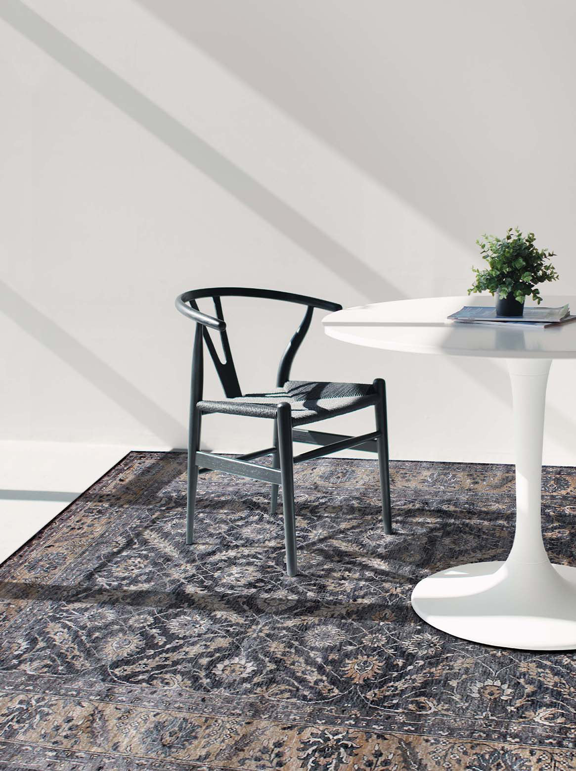 Luxury carpet in Grey color and 8' x 10' size