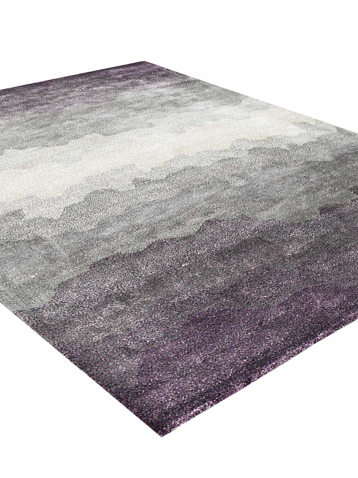 Luxury carpet in Mauve color and 4'6" x 6'6" size