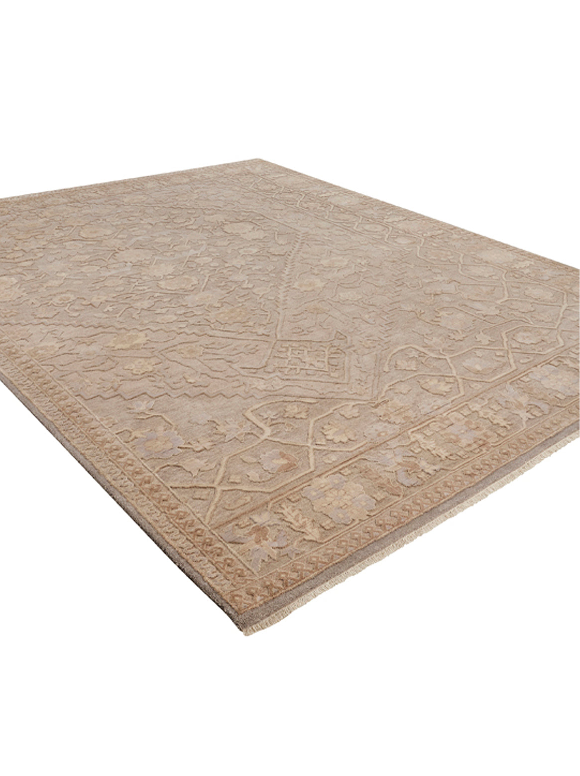 Luxury carpet in Silver Beige color and 6' x 9' size