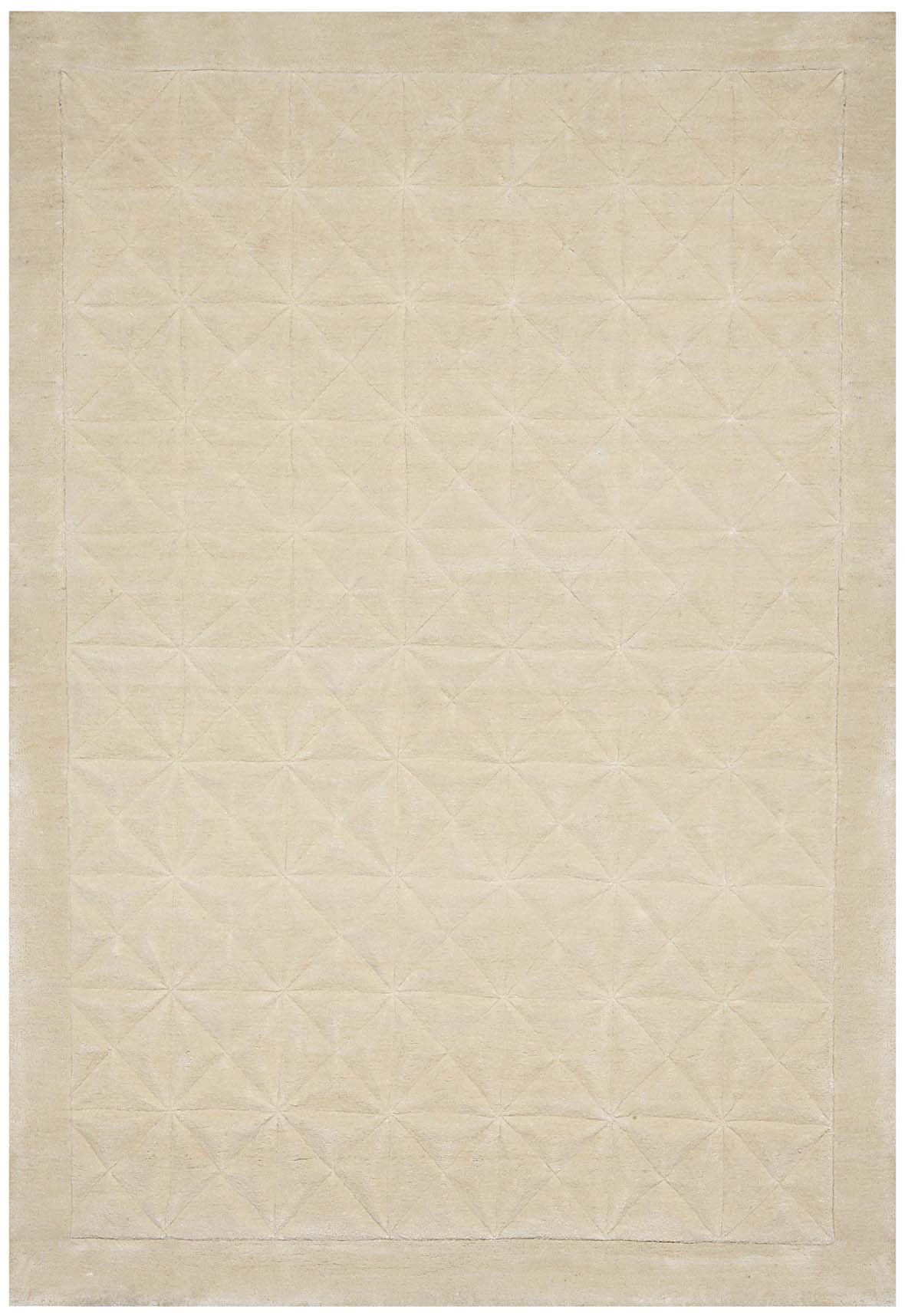 Luxury hand tufted carpet made from Wool & Botanical Silk