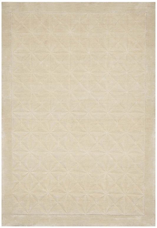 Luxury hand tufted carpet made from Wool & Botanical Silk