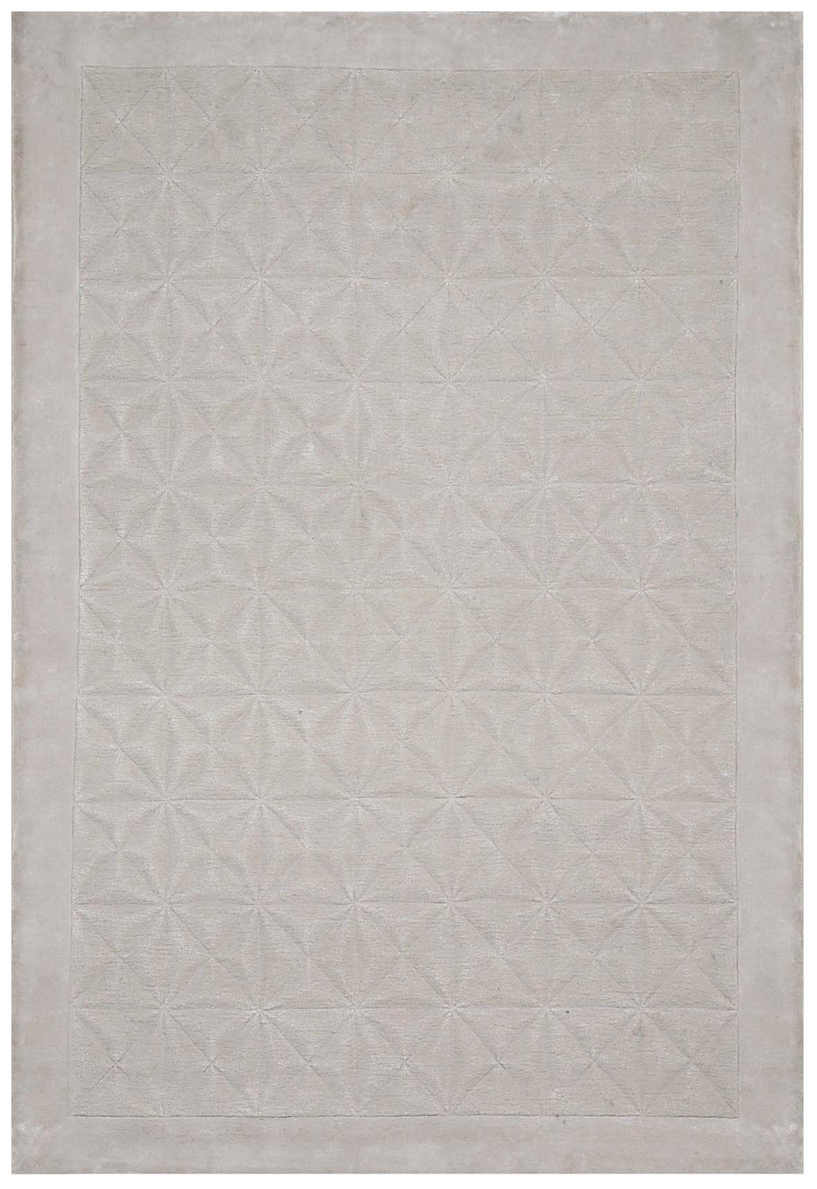 Luxury hand tufted carpet made from Wool & Botanical Silk