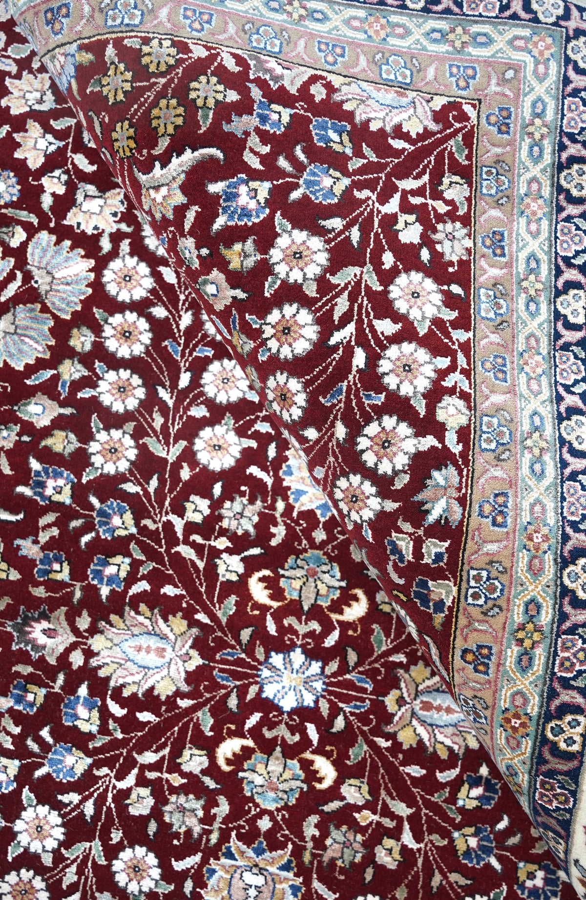 DL 7825 Assorted Red Ivory
