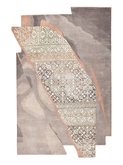 Hands ESHE Tan Grey Luxury Carpet - Wool & Botanical Silk, Hand Knotted (6' x 9')