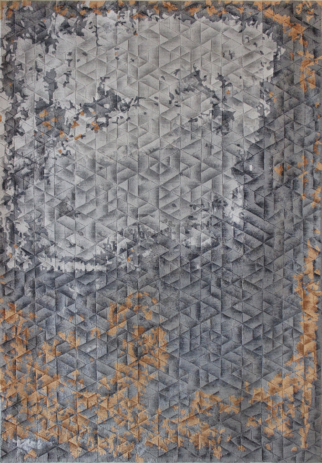 Hands ESTUARY Rust Grey Luxury Carpet - 100% Botanical Silk, Hand Tufted (4'6" x 6'6")