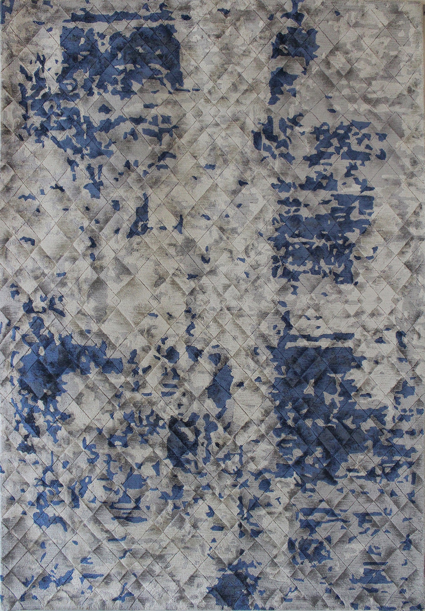 Hands MESA Beige Blue Luxury Carpet - 100% Botanical Silk, Hand Tufted (4'6" x 6'6")