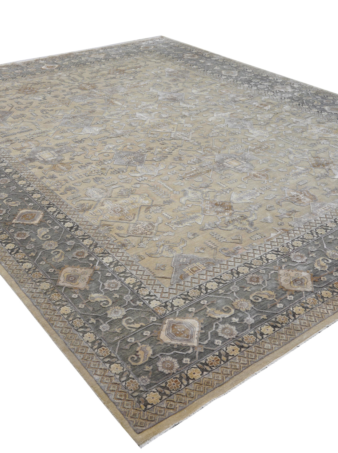 Luxury carpet in Assorted color and 12' x 18' size