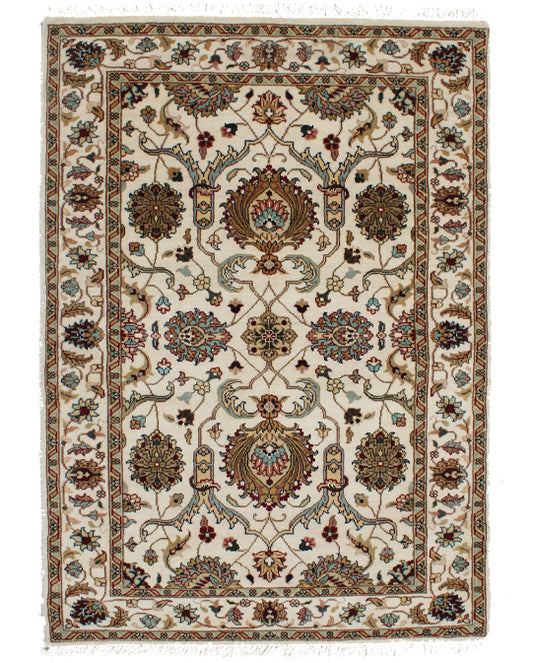 Hands DL 1635 Assorted Luxury Carpet - Wool & Botanical Silk, Hand Knotted (2'6" x 4')