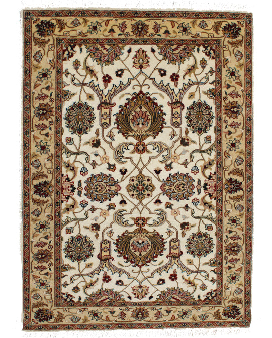 Hands DL 1641 Assorted Luxury Carpet - Wool & Botanical Silk, Hand Knotted (3' x 4'6")